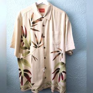 Tommy Bahama silk Hawaiian tropical resort shirt sleeve shirt